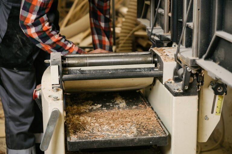 What Size Planer Thicknesser Do I Need for My Next Project?