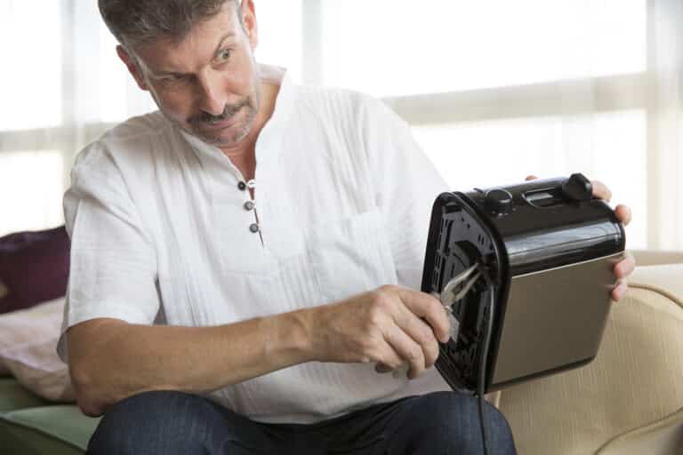 Toast-ing Success: How to Fix a Toaster That Won’t Stay Down