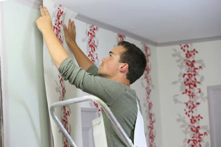 How to Get Bubbles Out of Wallpaper: A Step-by-Step Guide