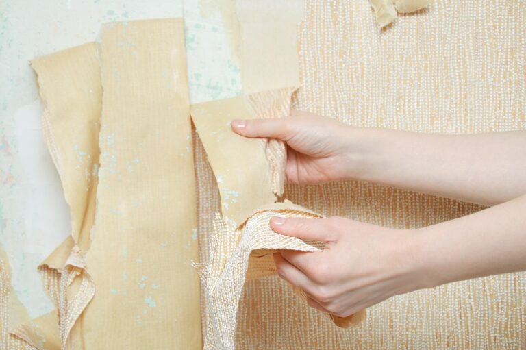How to Strip Old Wallpaper: A Step-by-Step Guide